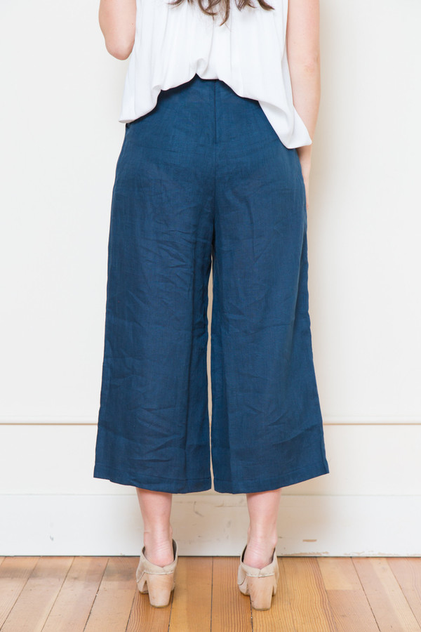 mira mira sam & lavi portia linen pants in navy mira mira sam & lavi portia linen pants in navy