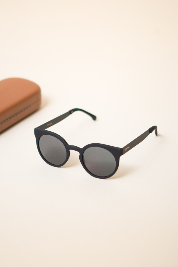 KOMONO Lulu Sunglasses / Black Metal KOMONO Lulu Sunglasses / Black Metal