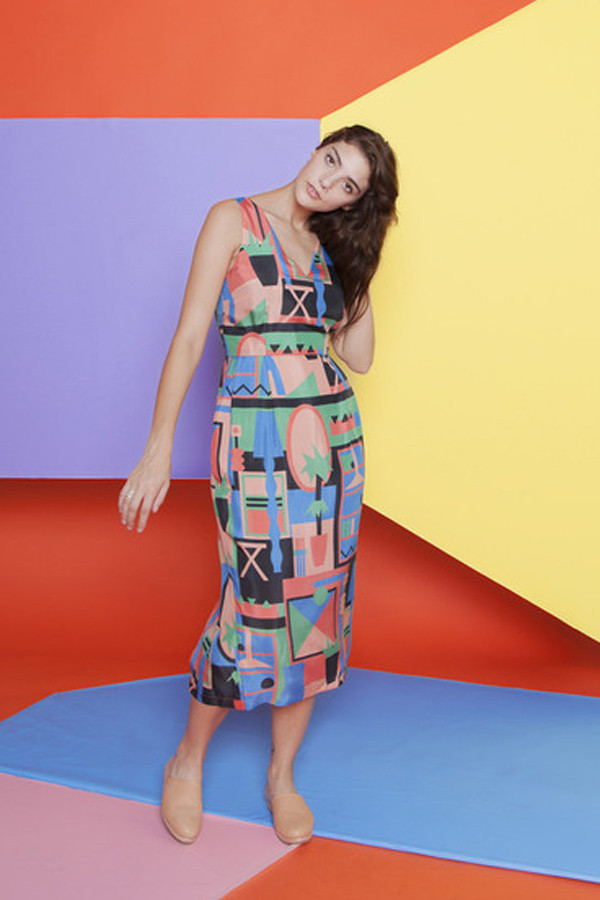 Dusen Dusen V Neck Dress Living Room Dusen Dusen V Neck Dress Living Room