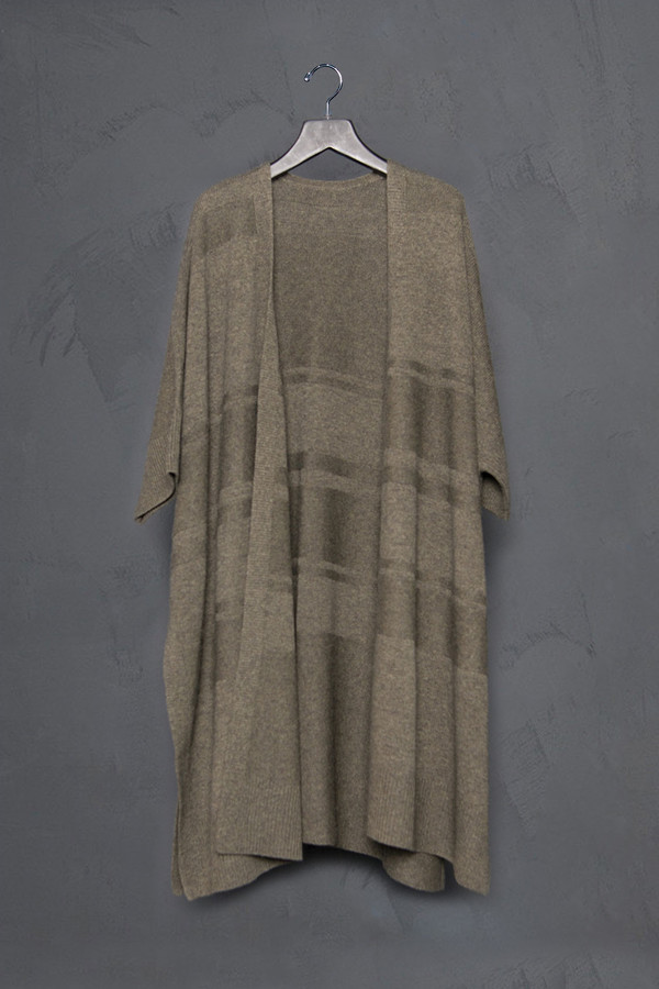 Raquel Allegra Poncho Raquel Allegra Poncho