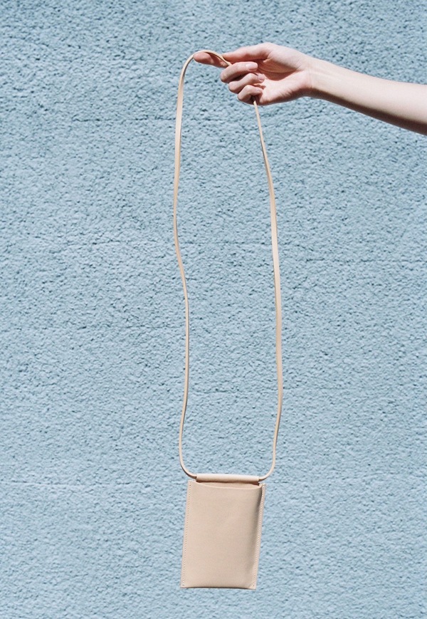 Building Block iPhone Sling - nude Building Block iPhone Sling - nude