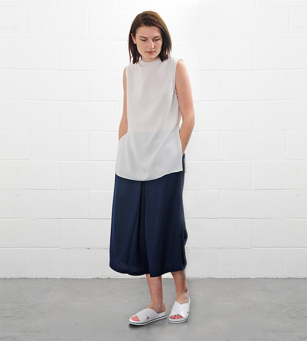 a c h r o Bow Back High Neck Sleeveless Top a c h r o Bow Back High Neck Sleeveless Top