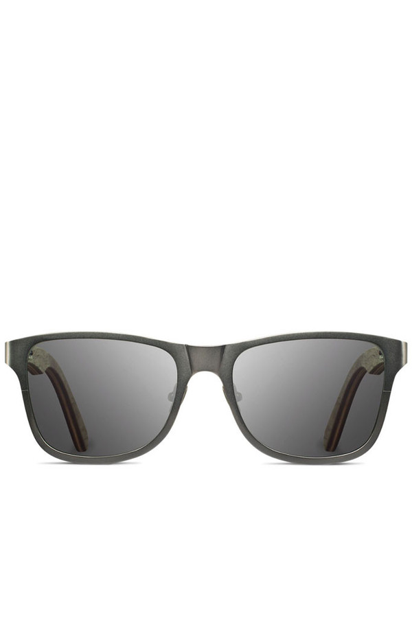 Shwood Canby Titanium Gunmetal Walnut Shwood Canby Titanium Gunmetal Walnut