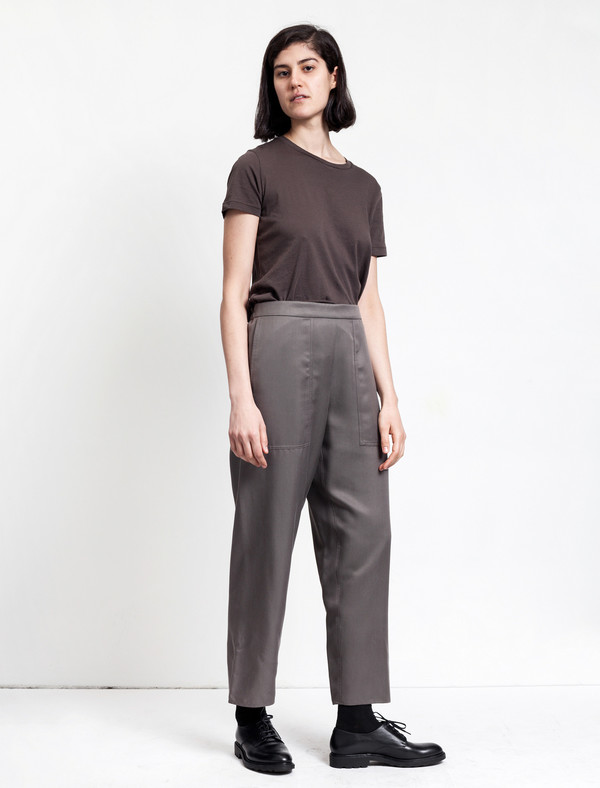 Lemaire Elasticated 3/4 Trousers Olive Grey Lemaire Elasticated 3/4 Trousers Olive Grey