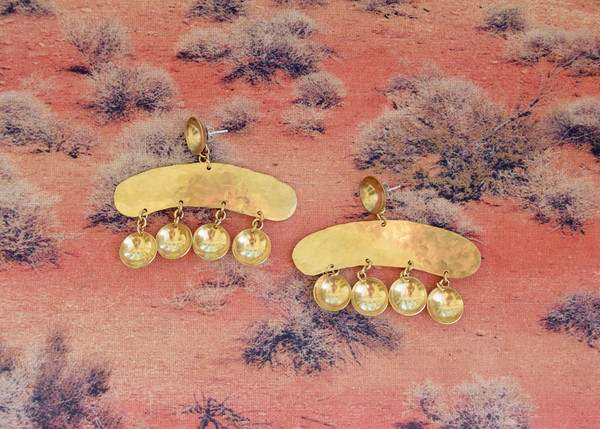 Sonambulo: Martillo Dome Earrings Sonambulo: Martillo Dome Earrings