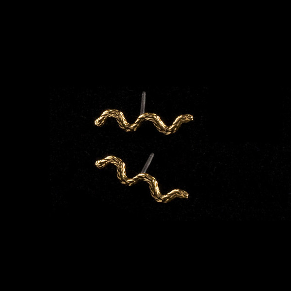 Alynne Lavigne Wavy Studs Alynne Lavigne Wavy Studs