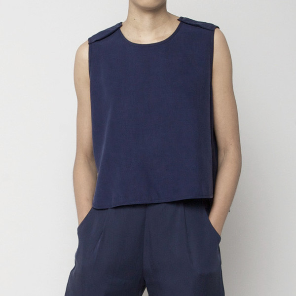 7115 by Szeki Crew Neck Cropped Top - Navy SS16 7115 by Szeki Crew Neck Cropped Top - Navy SS16