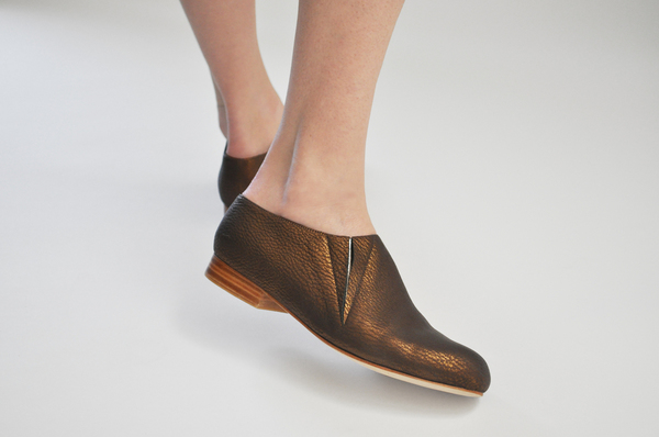 The Palatines Fides Pull-On Bootie in Bronze The Palatines Fides Pull-On Bootie in Bronze