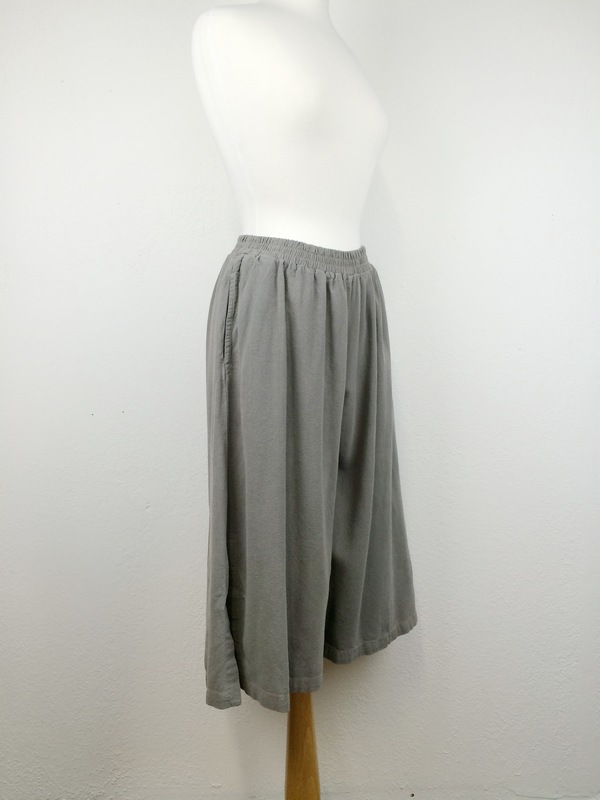 Black Crane Slit Wide Culotte Black Crane Slit Wide Culotte