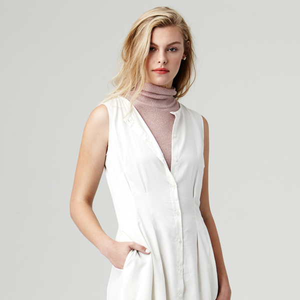 Nikki Chasin Brandy Sparkle Turtleneck - Blush Nikki Chasin Brandy Sparkle Turtleneck - Blush