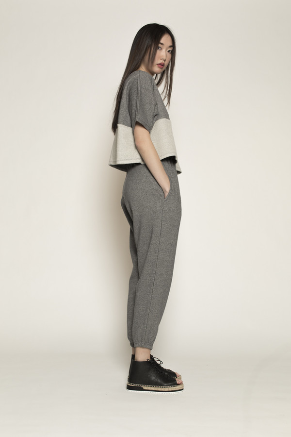 MARY MEYER Warm Up Pants in Dark Grey MARY MEYER Warm Up Pants in Dark Grey