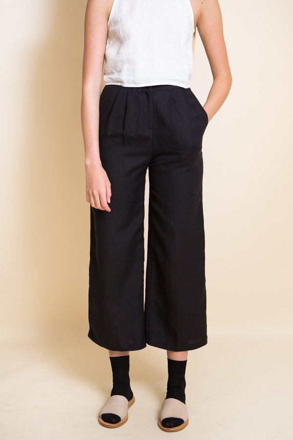 First Rite Wide Trouser / Black First Rite Wide Trouser / Black