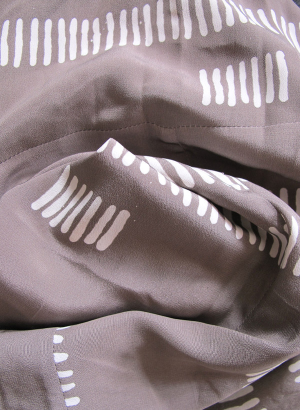 Seek Collective Maggie Top, dove dashes print Seek Collective Maggie Top, dove dashes print