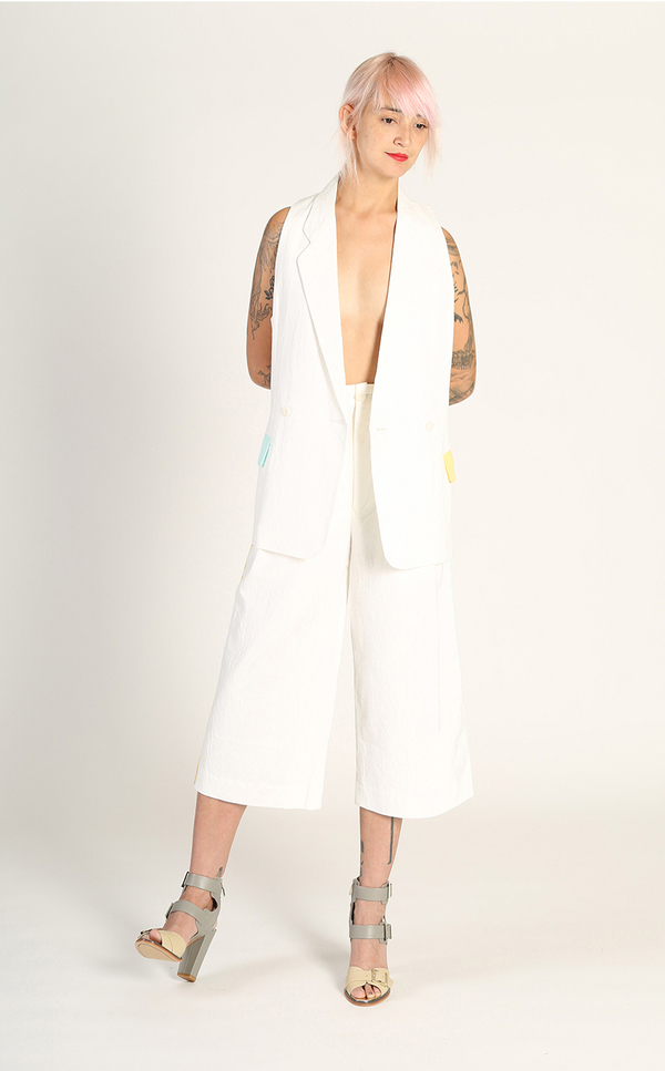 Kurt Lyle Sue Ellen Vest - White Kurt Lyle Sue Ellen Vest - White