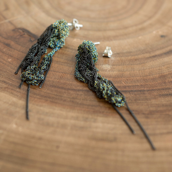 Arielle De Pinto 2-Tone Drip Earrings Lichen/Charcoal - SOLD OUT Arielle De Pinto 2-Tone Drip Earrings Lichen/Charcoal - SOLD OUT
