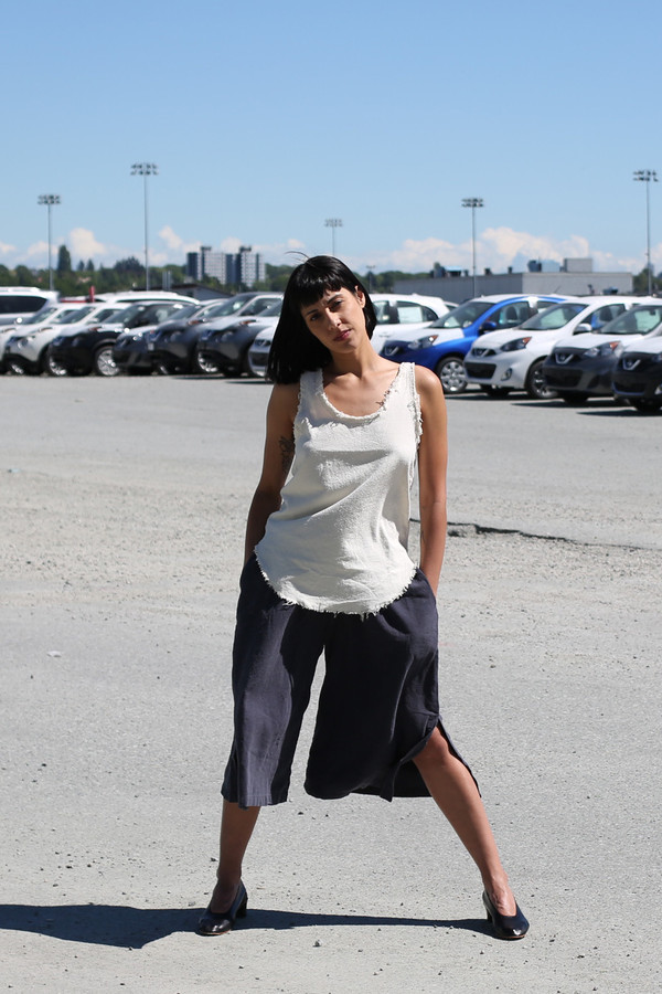 BLACK CRANE SLIT WIDE CULOTTE BLACK CRANE SLIT WIDE CULOTTE