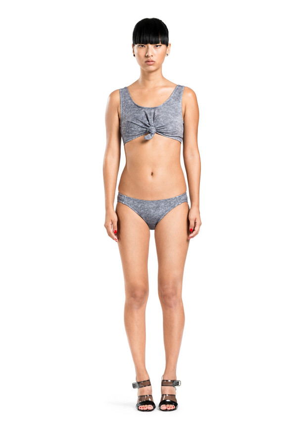 BETH RICHARDS Knot Top - Grey Heather CROP TANK WITH ENGINEERED KNOT BETH RICHARDS Knot Top - Grey Heather CROP TANK WITH ENGINEERED KNOT