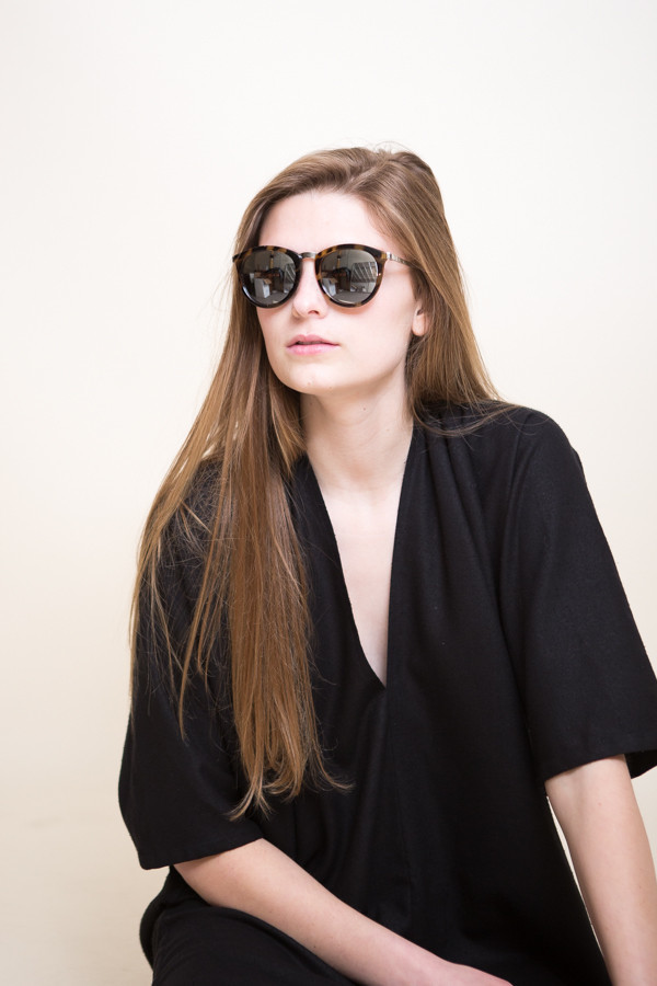 Le Specs No Smirking Sunglasses / Milky Tort Le Specs No Smirking Sunglasses / Milky Tort