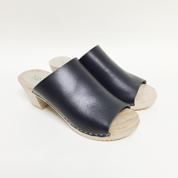 Nina Z Black Ann Peeptoe Clog Nina Z Black Ann Peeptoe Clog