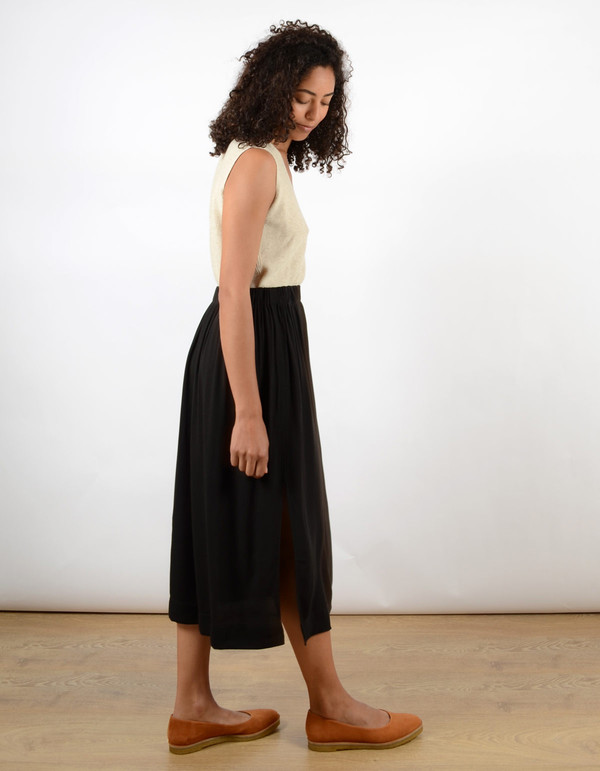 Ali Golden Midi Skirt Black Ali Golden Midi Skirt Black