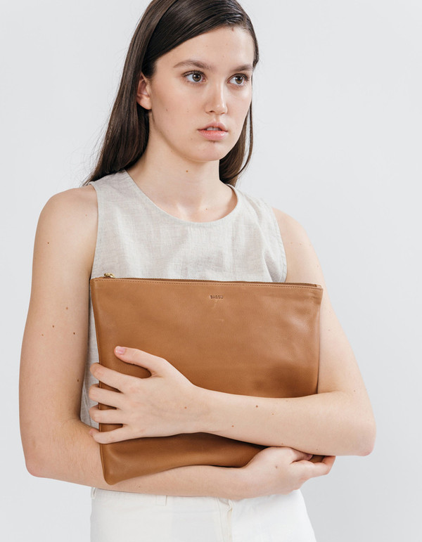 Baggu Large Flat Pouch Saddle Baggu Large Flat Pouch Saddle