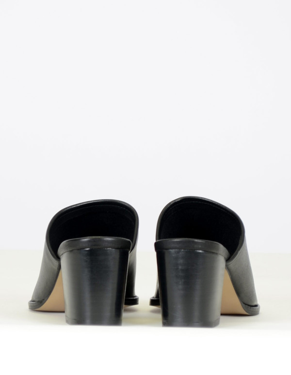 Intentionally Blank Skipper Heeled Slide Black Intentionally Blank Skipper Heeled Slide Black