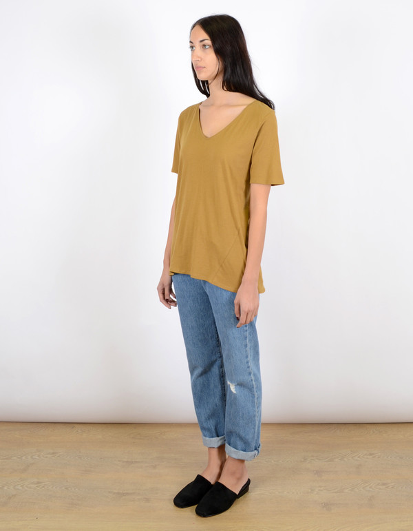 Kowtow Building Block V Tee Gold Kowtow Building Block V Tee Gold