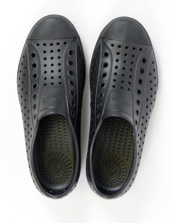 Native Shoes Native Jefferson Jiffy Black Solid Native Shoes Native Jefferson Jiffy Black Solid