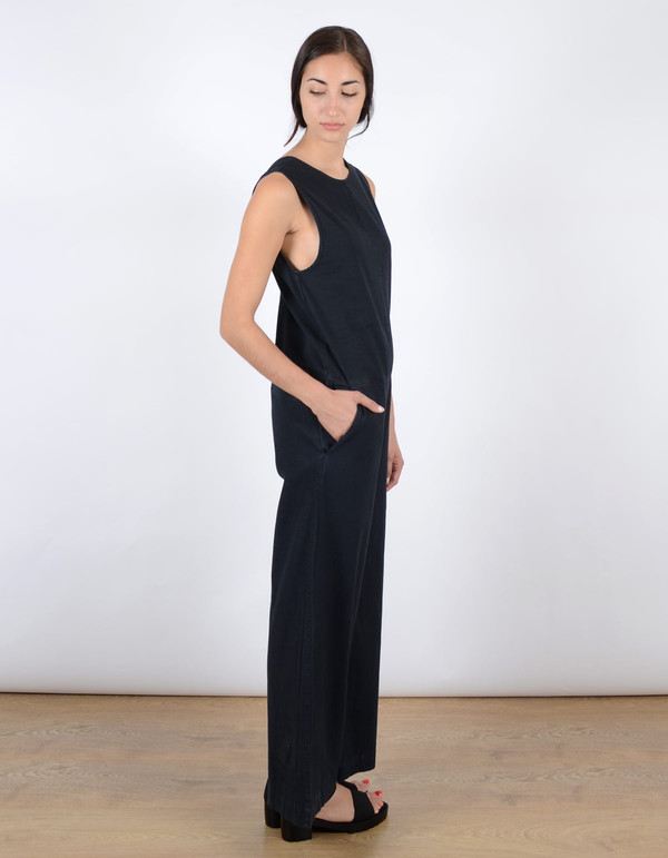 Neuw Assin One Piece Black Neuw Assin One Piece Black
