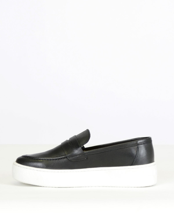 Shoe The Bear Miyako Loafer Black Shoe The Bear Miyako Loafer Black