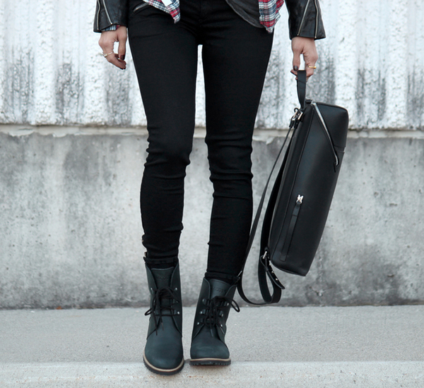 Bonastre Black Backpack Packet Bonastre Black Backpack Packet