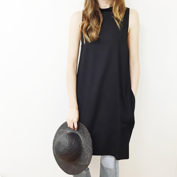 Laurs Kemp Black Raw Silk Mockneck Dress Laurs Kemp Black Raw Silk Mockneck Dress