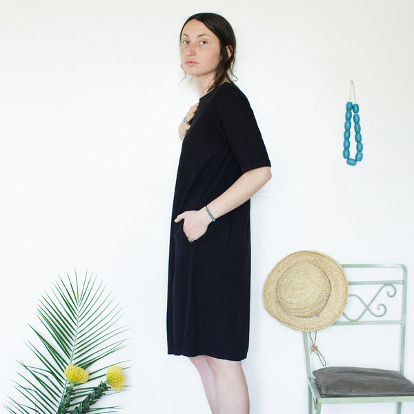 Me & Arrow Tall Dress - Black Me & Arrow Tall Dress - Black