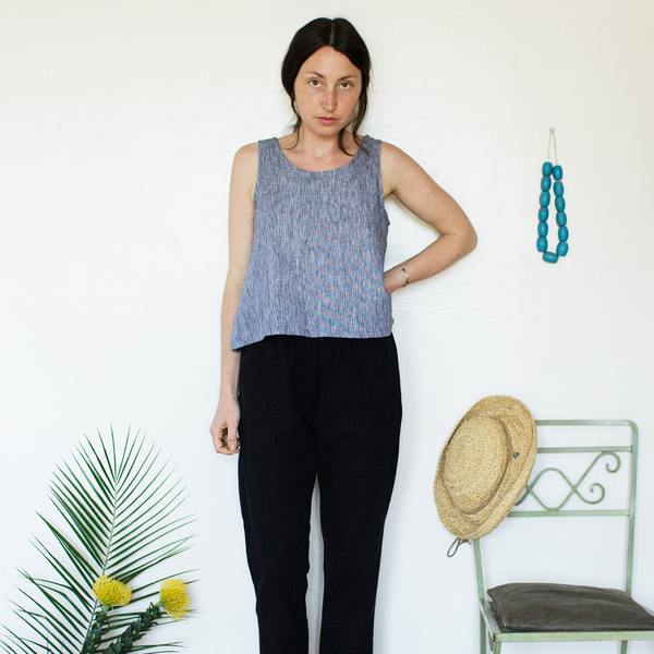 Me & Arrow Basic Short Tank Black Bark Stripe Me & Arrow Basic Short Tank Black Bark Stripe