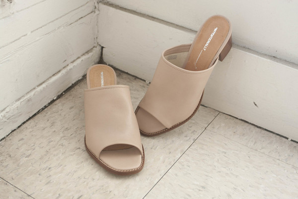Intentionally Blank SKIPPER in NUDE Intentionally Blank SKIPPER in NUDE