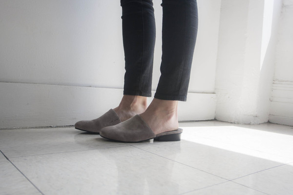Intentionally Blank TOUCH in GREY SUEDE Intentionally Blank TOUCH in GREY SUEDE
