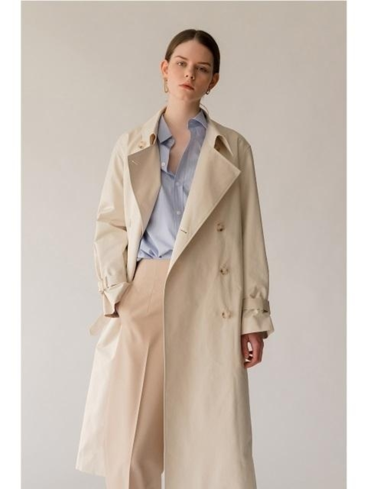 loose fitting trench coat