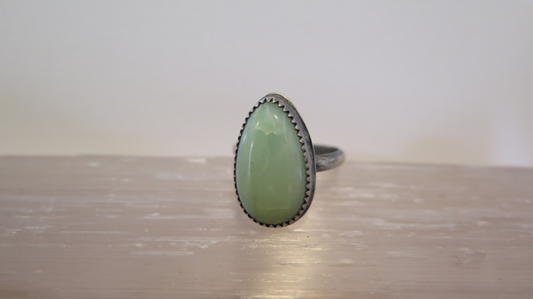 Tear drop mint chrysophrase ring Tear drop mint chrysophrase ring