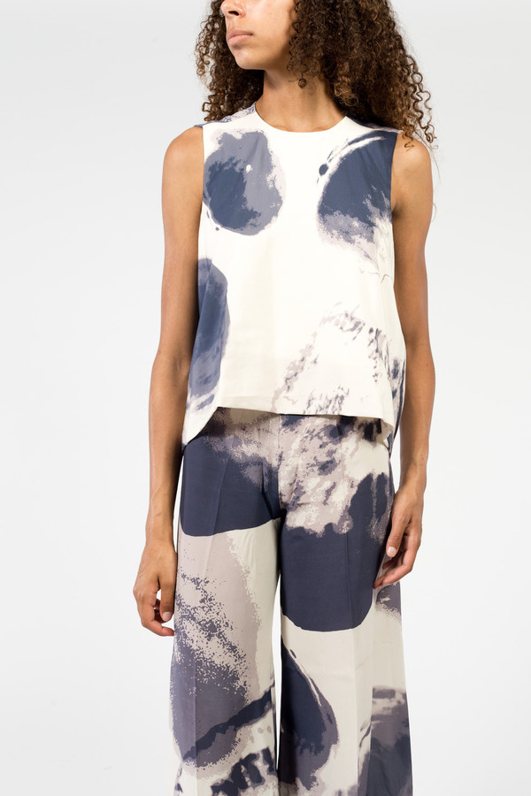 KAAREM Jellyfish Silk Shell Top KAAREM Jellyfish Silk Shell Top