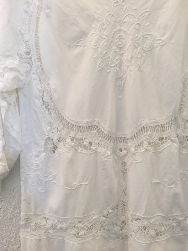 Place Nationale Sleeved Kaftan Lace Mini Dress Place Nationale Sleeved Kaftan Lace Mini Dress
