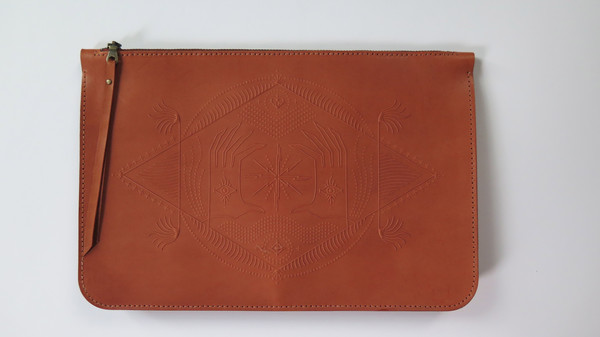Animal Handmade Fear no Future Clutch - Chesnut Animal Handmade Fear no Future Clutch - Chesnut