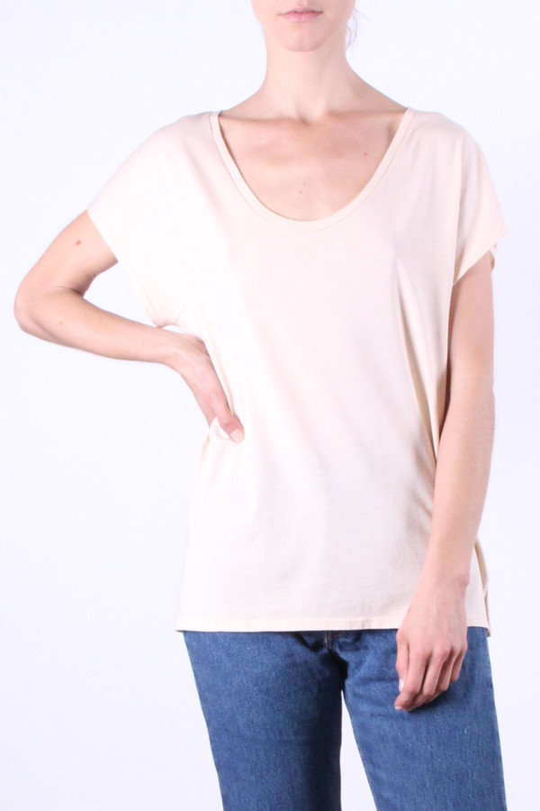 Calder Blake Pascale Tee Calder Blake Pascale Tee