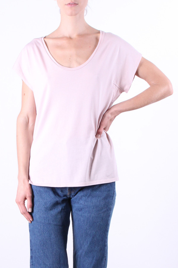 Calder Blake Pascale Tee Calder Blake Pascale Tee