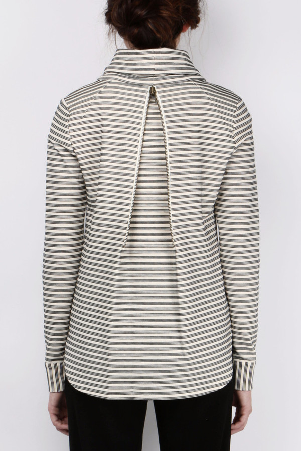 Veronica Beard La Brea Funnel Neck Sweatshirt Veronica Beard La Brea Funnel Neck Sweatshirt