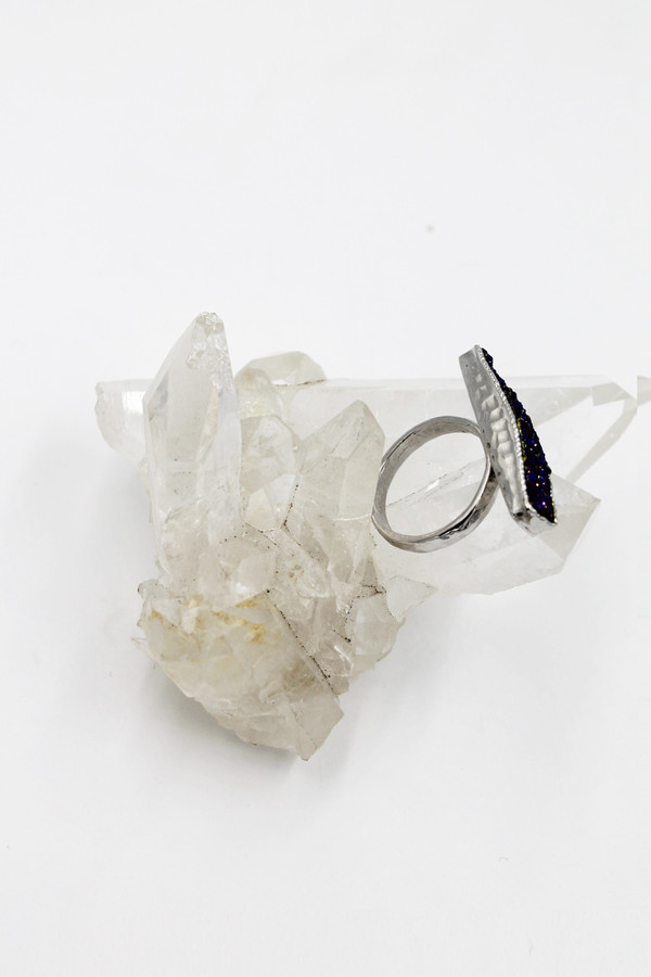 Sheila B Indigo Druzy Bar Ring Sheila B Indigo Druzy Bar Ring