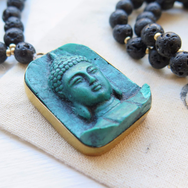 Tibetan Green Buddah Head Mala Tibetan Green Buddah Head Mala