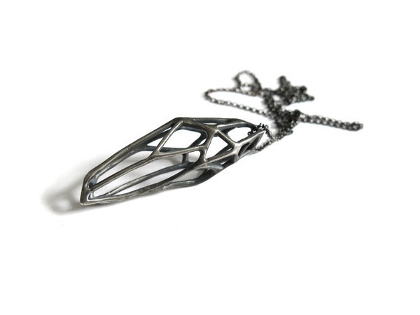 Elaine Ho - Dark Crystal Shard Necklace Elaine Ho - Dark Crystal Shard Necklace