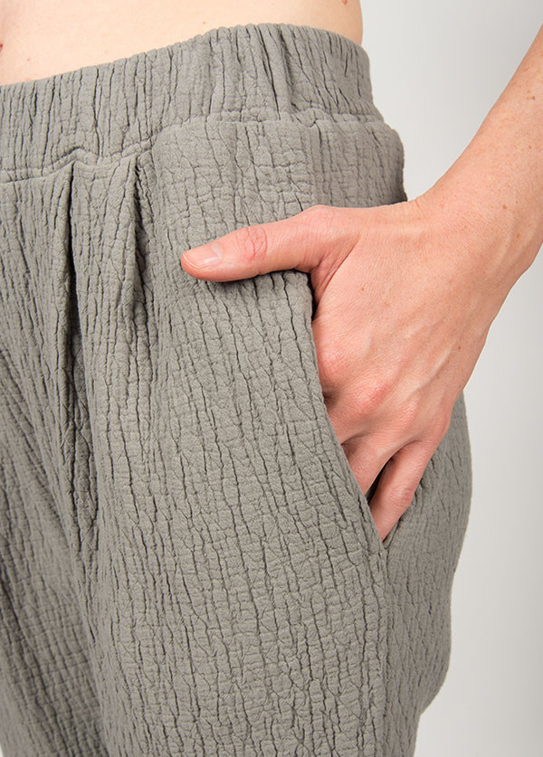 Black Crane - Quilt Pants in Grey Black Crane - Quilt Pants in Grey