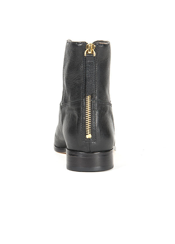 Charlotte Stone - Elvie in Black Charlotte Stone - Elvie in Black