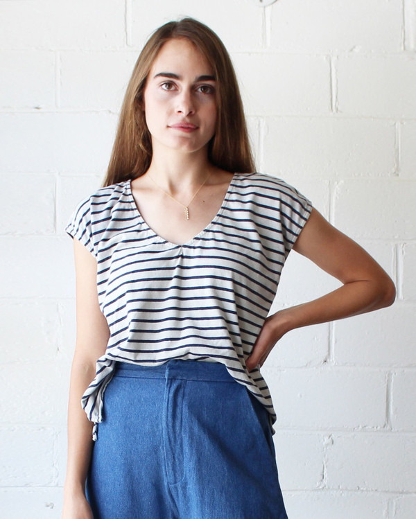 esby EVIE OVERSIZED TOP - NAVY STRIPE/SKY GREY esby EVIE OVERSIZED TOP - NAVY STRIPE/SKY GREY